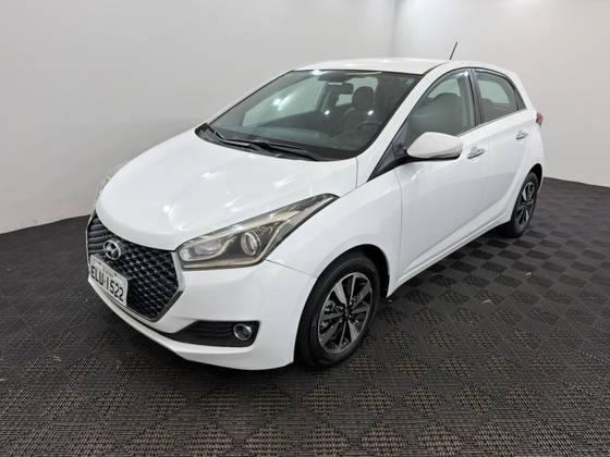 HYUNDAI HB20 1.6 PREMIUM 16V FLEX 4P AUTOMÁTICO HYUNDAI HB20 1.6 PREMIUM 16V FLEX 4P AUTOMÁTICO
